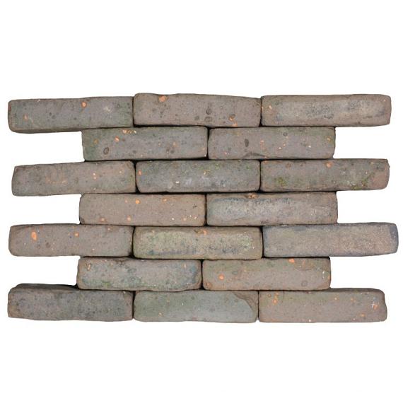Oude gebakken waalformaten Bentelo (op pallets) (gevelstenen)