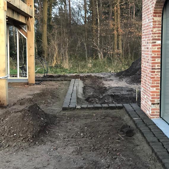 Lava Basalt 16x16 / 16x24 Losgestort