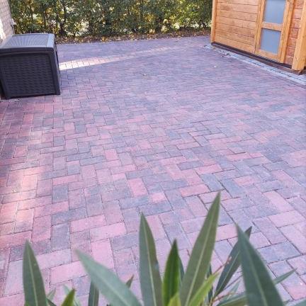 Betonstraatsteen 8 cm rood/zwart komo