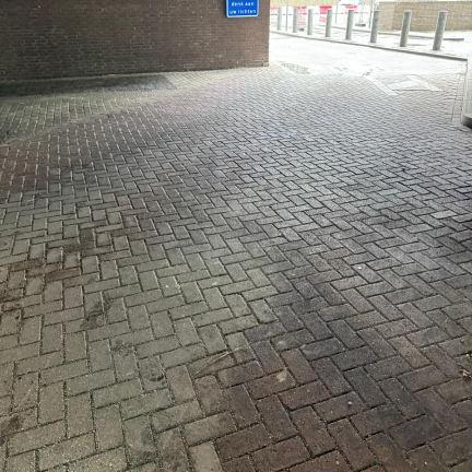 Gebruikte betonklinkers 21x10,5x8 Den Haag Heide (losgestort)