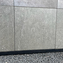 Keramische tegel Livigno Dark Grey 60x60x2 cm