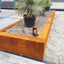 Stapelblok afdekker hoekstuk 15x15x43 cm Corten