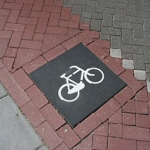 Symbooltegel 30x30x6 cm zwart/wit fiets