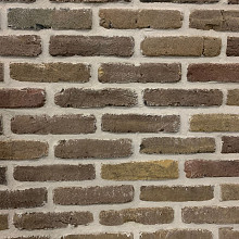 Oude gebakken waalformaten Gevelsteen Oss (op pallets)