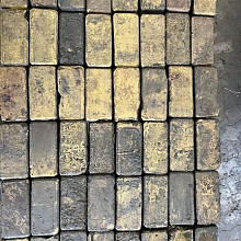Oude gebakken keiformaten Tiel Brons (op pallets)