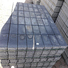 Betonklinker met deklaag 20x10x8 Antraciet met facet SP