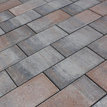 Oprit tegel Novara 40x20x8 Kastanje genuanceerd