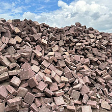 Gebruikte betonklinkers, 21x21x8 cm heide rood (op pallets)