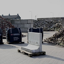 Profi- Keerwand grijs 80 cm hoog, 99 cm Lang, ca.49-55 cm voet