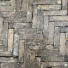 Oude gebakken waalformaten Geel Bunschoten (op pallets)
