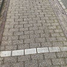 Gebruikte betonklinkers 21x10,5x7 cm op pallets