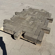 Oude gebakken Dikformaten Geel (op pallets)