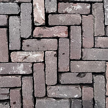 Oude gebakken dikformaten Berlijn (op pallets)