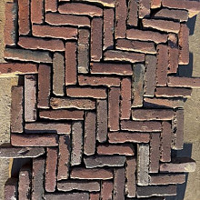 Oude gebakken waalformaten rood paars Renswoude op pallets)