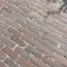 Oud gebakken dikformaten Rood Paars (op pallets)