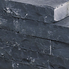 Slimwall black beauty rockface 40x16x8 cm. 2 ruwe zijdes